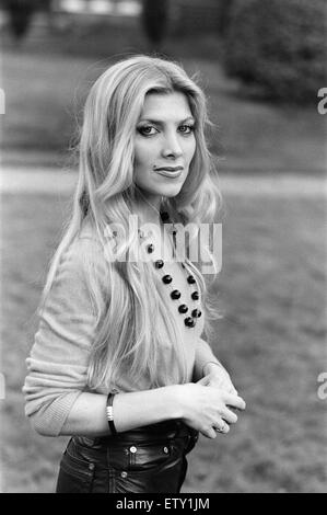 Lynsey de Paul pictured at her north London home. 16th January 1980. Stock Photo