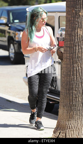 Hilary Duff still sporting her turquoise dyed hair, goes to Belle Visage salon Skin Beauty Science  Featuring: Hilary Duff Where: Los Angeles, California, United States When: 26 Mar 2015 C Stock Photo