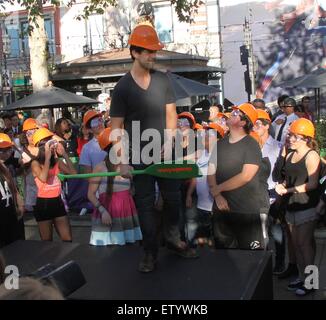 Josh Peck attends an event for Nickelodeon at The Grove in Hollywood  Featuring: Josh Peck Where: Los Angeles, United States When: 26 Mar 2015 C Stock Photo