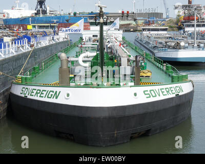Sovereign - ENI 02327379 - Tankschip, Welplaathaven, Port of Rotterdam, pic1 Stock Photo