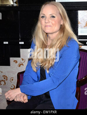 Louise Dearman and Kerry Ellis attend press launch to announce their concert together on 27th September 2015. Held at the Prince Edward Theatre, London  Featuring: Kerry Ellis Where: London, United Kingdom When: 04 Apr 2015 C Stock Photo