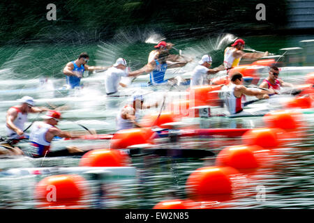 Mingachevir, Azerbaijan. 16th June, 2015. Canoe Sprint at the Baku 2015 1st European Games in Mingachevir, Azerbaijan, June 16, 2015. © David Tanecek/CTK Photo/Alamy Live News Stock Photo