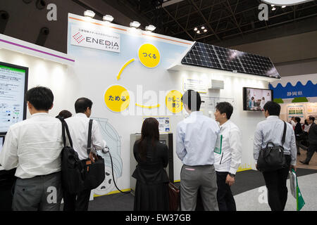 Tokyo, Japan. 17th June, 2015. Visitors look at a solar panel of Mitsubishi Electric company at the Smart Community Japan 2015 in exhibition in Tokyo, Big Sight on June 17, 2015, Tokyo, Japan. The exhibition promotes both domestic and overseas next-generation technologies. The last year 39,879 visitors attend the expo during three days. This year 233 enterprises and organizations will show their products from June 17th to 19th. Credit:  Rodrigo Reyes Marin/AFLO/Alamy Live News Stock Photo