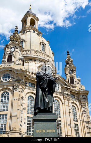 Statue of Martin Luther in front of the Frauenkirche (Church of our Lady) in Dresden Stock Photo