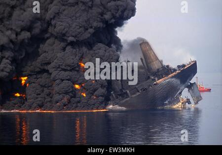 Disaster of  Haven oil tanker, went up in flames and sunk in front of Genoa (Italy) in April 1990 Stock Photo