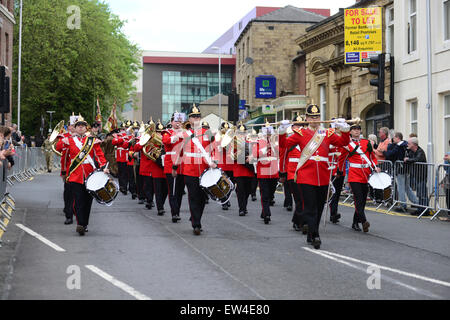 Soldiers from the Yorkshire Regiment march through the streets of Barnsley, South Yorkshire, UK. Picture: Scott Bairstow/Alamy Stock Photo