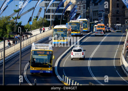 Buses on the Victoria Bridge, Brisbane Stock Photo