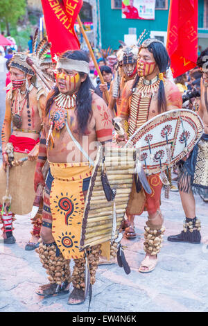 Native Americans with traditional costume participates at the festival of Valle del Maiz in San Miguel de Allende ,Mexico. Stock Photo