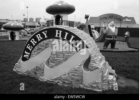 The newly opened Merry Hill Shopping Centre in Brierley Hill. 29th January 1990. Stock Photo