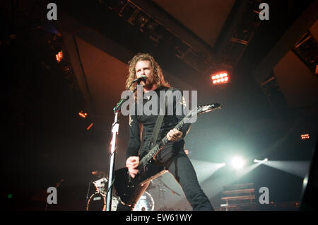 Metallica in concert at the NEC Arena, Birmingham. James Hetfield, lead singer and guitarist with the band. 4th November 1992. Stock Photo