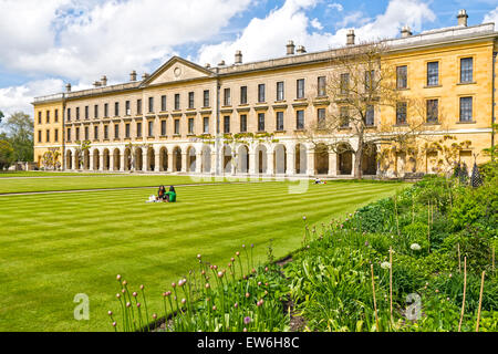 OXFORD CITY MAGDALEN COLLEGE THE LAWN PALLADIAN NEW BUILDING AND GARDENS Stock Photo