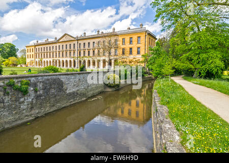 OXFORD CITY MAGDALEN COLLEGE  AND THE PALLADIAN NEW BUILDING NEAR  RIVER CHERWELL Stock Photo