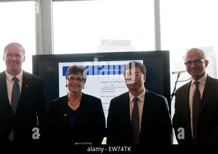 (150619) -- SEATTLE, June 19, 2015 (Xinhua) -- Interim President of the University of Washington Ana Mari Cauce (2nd L), Tsinghua University President Qiu Yong (3rd L), Governor of Washington State Jay Inslee (1st L) and  Microsoft CEO Satya Nadella (1st R) pose for photos at the launching ceremony of the Global Innovation Exchange (GIX) Institute in Seattle on June 18, 2015. U.S. University of Washington and China's Tsinghua University launched the Global Innovation Exchange (GIX) Institute in Seattle on Thursday, with a special ceremony attended by representatives from both sides. This is th Stock Photo