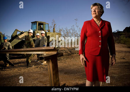 Arizona Governor Janet Napolitano, photographed at Papago Park Military Base in Phoenix. In background are National Guard Army C Stock Photo