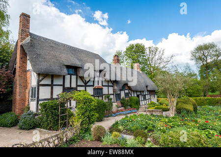 Anne Hathaway's Cottage and Gardens in Stratford upon Avon was the home of Anne Hathaway, the wife of William Shakespeare Stock Photo