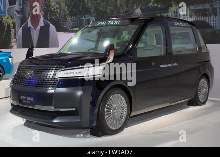 the-toyota-jpn-taxi-concept-