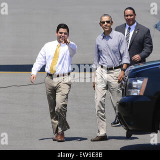 Palm Springs, California, USA. 20th June, 2015. President Barack Obama arrived at Palm Springs International Airport on Saturday morning at the end of a west coast trip that included stops in Los Angeles and San Francisco on a DNC and DCCC fundraising trip. Obama exited Air Force One dressed causally in a long sleeved shirt with rolled up sleeves and khaki pants in addition to a pair of sunglasses. Credit:  ZUMA Press, Inc./Alamy Live News Stock Photo
