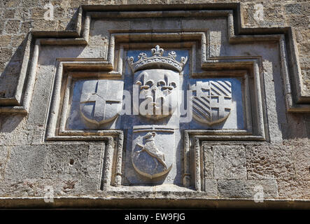 Coat of Arms of a Hospitaller Knight at the Residence of the prior, chapel of France, in Rhodes, Greece Stock Photo