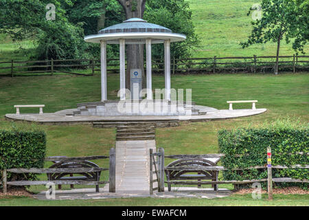 ABA Runnymede 'To commemorate Magna Carta, symbol of Freedom Under Law'. Image June 2015 800 years after charter was sealed Stock Photo