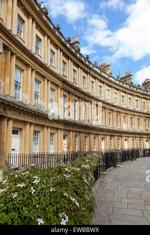 Georgian Terraced Housing on the Circus in Bath, England , UK Stock Photo