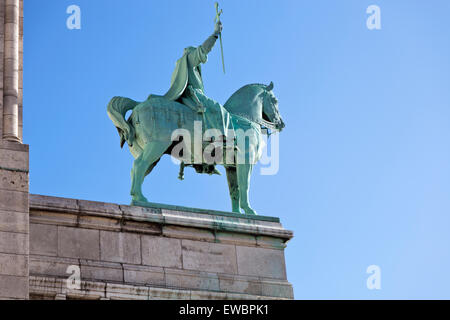 Equestrian Statue of King Saint Louis IX on The Basilica of the Sacred Heart of Paris, La Basilique du Sacré Cœur de Montmartre Stock Photo