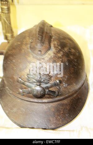 ancient helmet from the second world war Stock Photo - Alamy