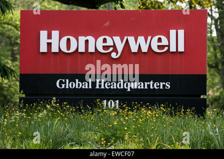 A logo sign outside of the headquarters of Honeywell International, Inc., in Morris Township, New Jersey. Stock Photo