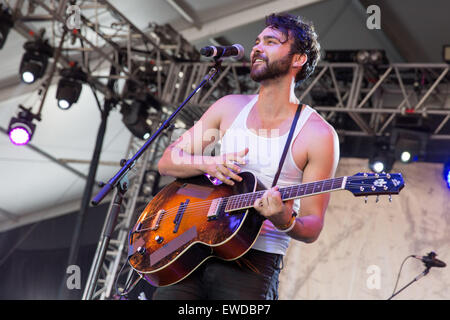 Manchester, Tennessee, USA. 14th June, 2015. Musician SHAKEY GRAVES performs live on stage at the Bonnaroo Arts and Music Festival in Manchester, Tennessee © Daniel DeSlover/ZUMA Wire/Alamy Live News Stock Photo