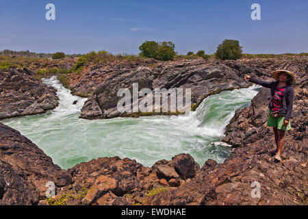 The TAM I DAENG WATERFALL is off the beaten track on the MEKONG RIVER in the 4 Thousand Islands Area (Si Phan Don) near DONE KHO Stock Photo