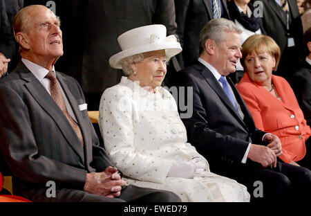 Prince Philip (L-R), the Duke of Edinburgh, Britain's Queen Elizabeth II, German President Joachim Gauck and German Chancellor Angela Merkel attend a reception at the 'Technische Universitaet' (Technical University) in Berlin, Germany, Wednesday, June 24, 2015. Queen Elizabeth II and her husband Prince Philip are on an official visit to Germany until Friday, June 26. Photo: Michael Sohn/dpa Stock Photo