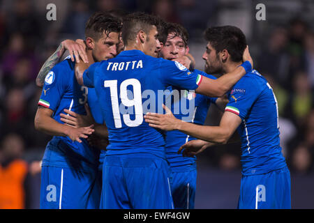 Olomouc, Czech Republic. 24th June, 2015. Italy team group (ITA) Football/Soccer : Marco Benassi of Italy celebrates after scoring their 3rd goal during the UEFA Under-21 European Championship Czech Republic 2015 Group B match between England 1-3 Italy at Andruv stadion in Olomouc, Czech Republic . © Maurizio Borsari/AFLO/Alamy Live News Stock Photo