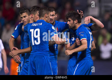 Olomouc, Czech Republic. 24th June, 2015. Italy team group (ITA) Football/Soccer : Marco Benassi of Italy celebrates after scoring their 3rd goal during the UEFA Under-21 European Championship Czech Republic 2015 Group B match between England 1-3 Italy at Andruv stadion in Olomouc, Czech Republic . © Maurizio Borsari/AFLO/Alamy Live News Stock Photo