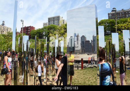 Mirror Labyrinth jeppe hein scupture new york brooklyn usa Stock Photo