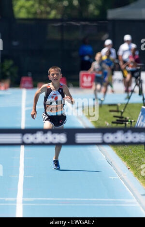 Jonah Gorevic competing in the Youth Boys 1 mile at the 2015 Adidas NYC Diamond League Grand Prix Stock Photo