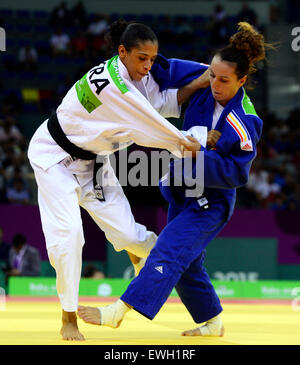 Baku, Azerbaijan. 25th June, 2015. Chitu Andrea (R) of Romania competes in the final of the women's 52kg Judo competition at the European Games in Baku, Azerbaijan, June 25, 2015. Chitu Andrea claimed the title of the event. Credit:  Tofik Babayev/Xinhua/Alamy Live News Stock Photo