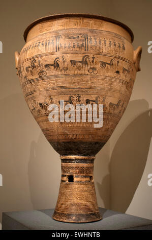 Terracotta krater. Greek, Attic, Geometric, ca. 725 B.C. Atributed to the Trachones Workshop. Chamber of Greece in the fourth ce Stock Photo