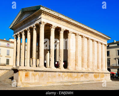 a lateral view of the ancient roman Maison Carree in Nimes, France Stock Photo