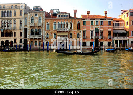 Venice- ancient buildings overlooking the Grand Canal Stock Photo