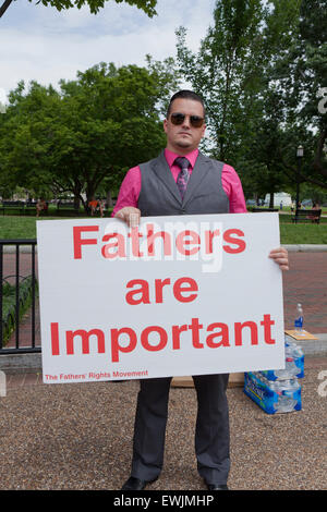 Father rallying for father's rights - Washington, DC USA Stock Photo