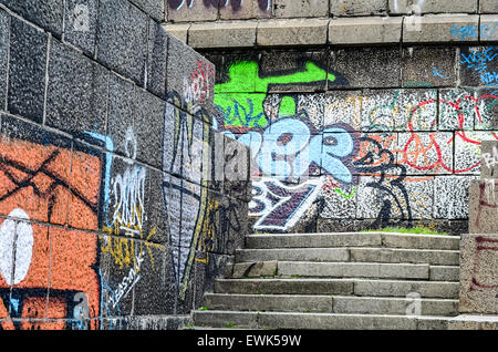 beautiful street art of graffiti abstract color creative drawing ...