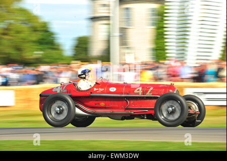 Goodwood, West Sussex, UK. Sunday 28 June 2015 The final day of action at the Goodwood Festival of Speed. Racing drivers, celebrities and thousands of members of the public attended the Goodwood Festival of Speed to see modern and old racing cars and bikes in action. Stock Photo