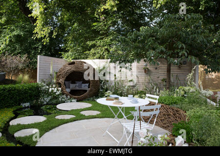 East Molesey, UK. 29th June, 2015. Living Landscapes city twitchers at the RHS Hampton Court Palace Flower Show 25th anniversary press day. Credit:  Keith Larby/Alamy Live News Stock Photo