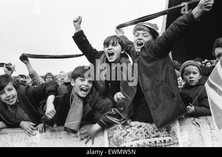 Rangers 1-0 Aberdeen, Scottish FA Cup match, Ibrox, Glasgow, Scotland, 6th March 1971. Face of Britain 1971 Feature. Stock Photo