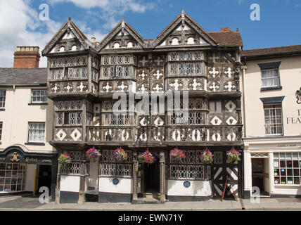 The Feathers Hotel in Bull Ring, Ludlow, Shropshire, a timber-framed house of 1619 and one of the best-known houses in Ludlow Stock Photo