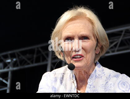 Celebrity TV chef and author, Mary Berry gives a cookery demonstration at Chatsworth Country Fair Chatsworth Estate Derbyshire UK Stock Photo