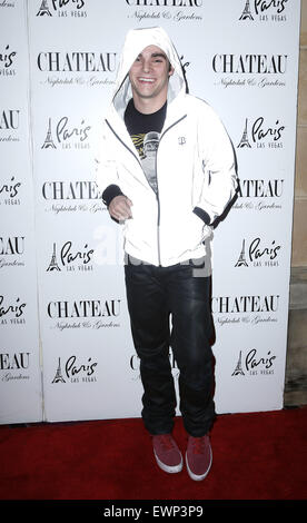 Breaking Bad' Star R J Mitte Appears at Official Wizard World After