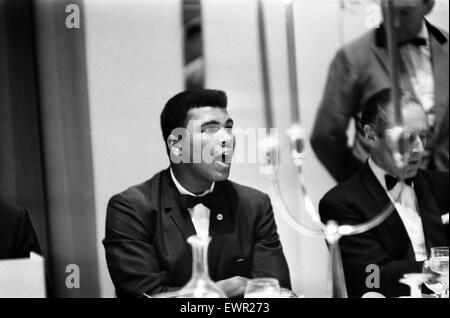 Cassius Clay (Muhammad Ali) in London England ahead of his rematch with Henry Cooper. Circa May 1966 Stock Photo