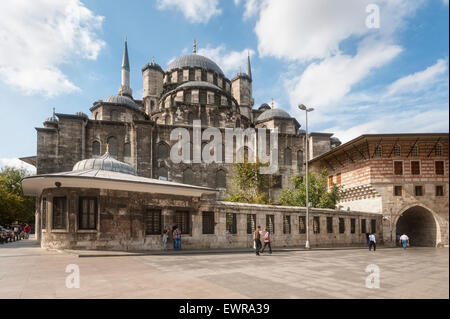 Yeni Cami, The 'New' Mosque in Istanbul Stock Photo