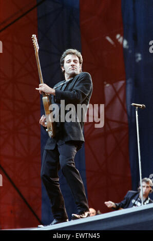Bruce Springsteen, in concert on his Tunnel of Love Express Tour, Wembley Stadium, London. 25th June 1988. Stock Photo
