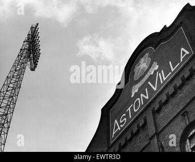 Exterior view of the entrance to Villa Park football stadium, and floodlights. Villa Park is the home to Aston Villa Football Club, Birmingham, West Midlands. 14th July 1958. Stock Photo